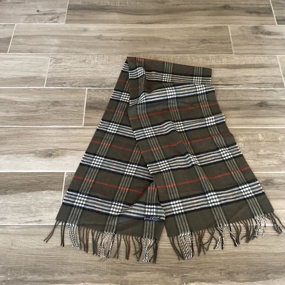 V. Fraas Cashmink scarf